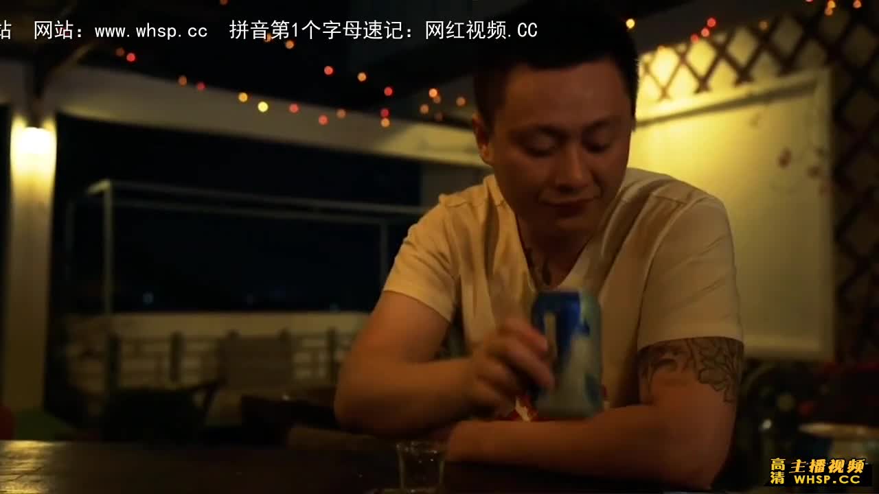 失恋男借着酒意上了觊觎很久的女友正妹闺蜜~醒来既然忘了只好再来一发